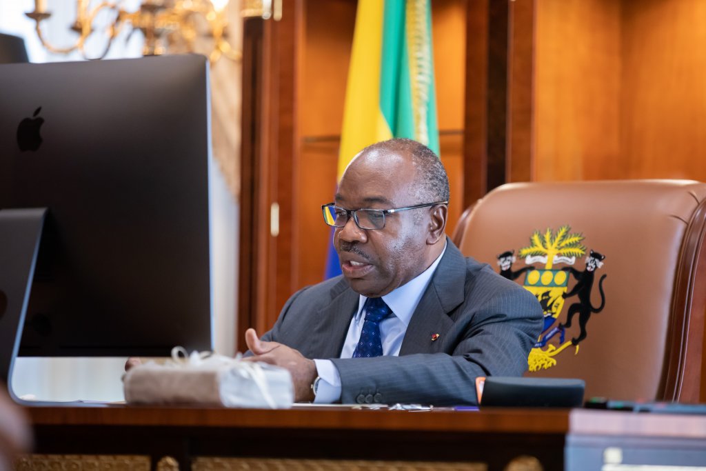 Gabon : Ali Bongo porte une femme à la tête de son gouvernement