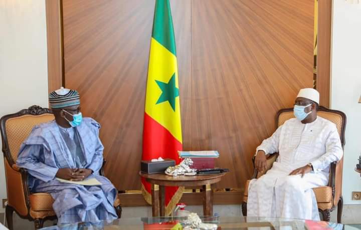 Décès de Papa Cheikh : le président du Nigeria envoie une lettre de condoléances au président Sall