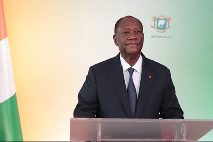 Alassane Ouattara ce jeudi soir lors de la diffusion de son adresse à la Nation