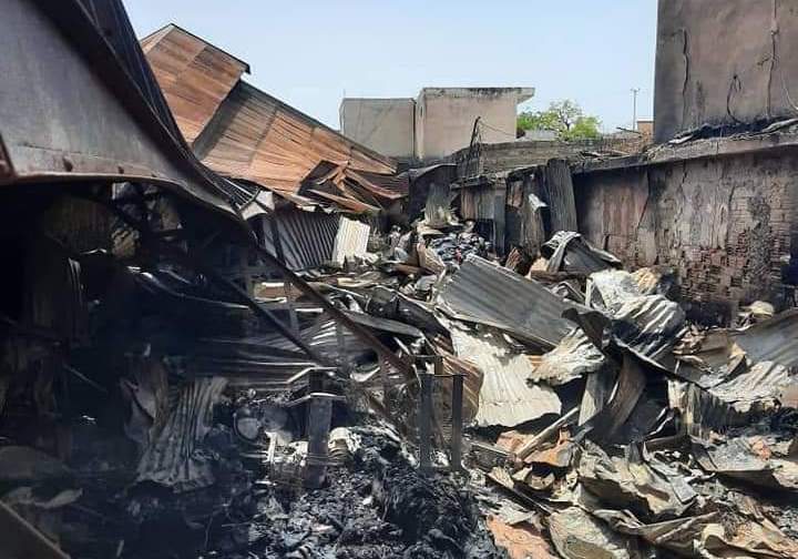 Incendie du marché central de Kaolack : les images du drame