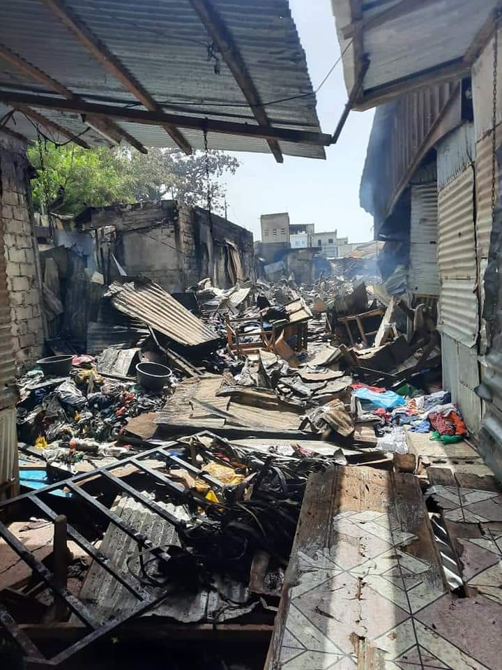 Incendie du marché central de Kaolack : les images du drame