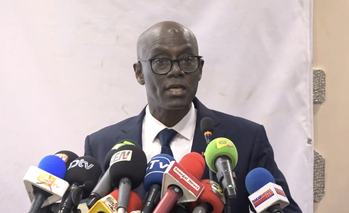 Présentation de son livre : Thierno Alassane Sall dénonce les alliances de circonstance et tire sur Macky Sall et ses nouveaux alliés