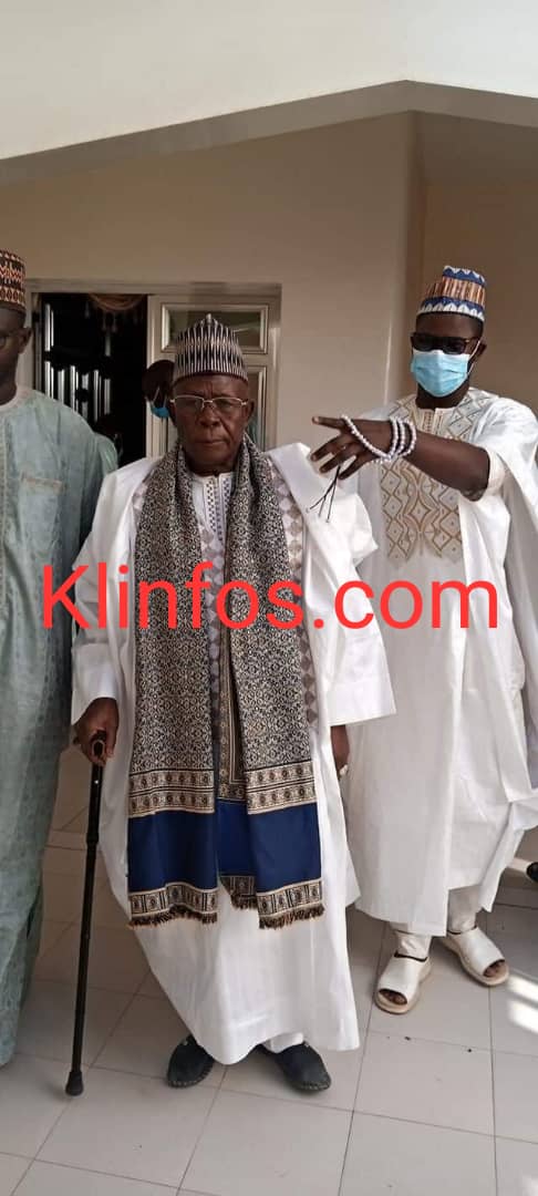 Images : la visite du Khalife de Léona Niassène à Touba