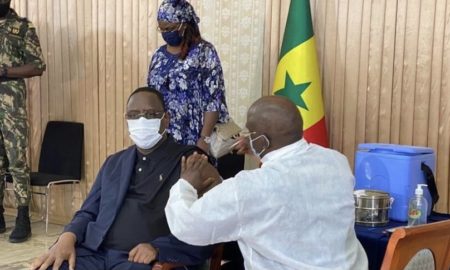 Vaccin contre le Covid 19 : le président Macky Sall a pris sa dose