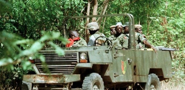 Casamance : un véhicule de l'armée saute sur une mine et fait 1 mort et 6 blessés