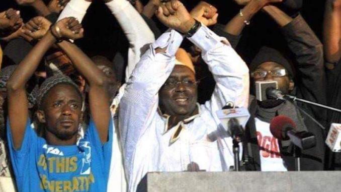 Macky Sall avec le mouvement Y'en a marre