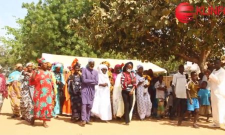 à Ndiaffate des femmes de l'Apr marchent pour Adji Sarr