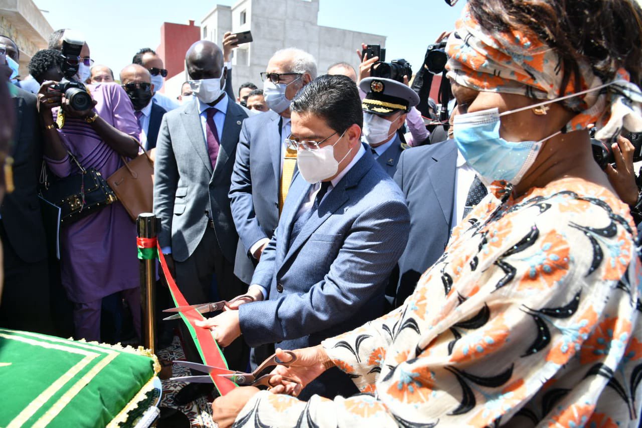 Nasser Bourita et Aïssata Tall Sall à l'inauguration du consulat du Sénégal au Sahara Occidental Maroc