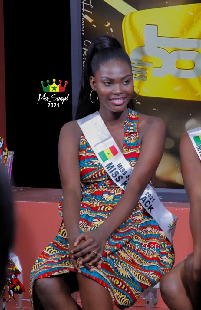 Miss Sénégal 2021 : la Miss Kaolack rayonne au milieu des 13 autres