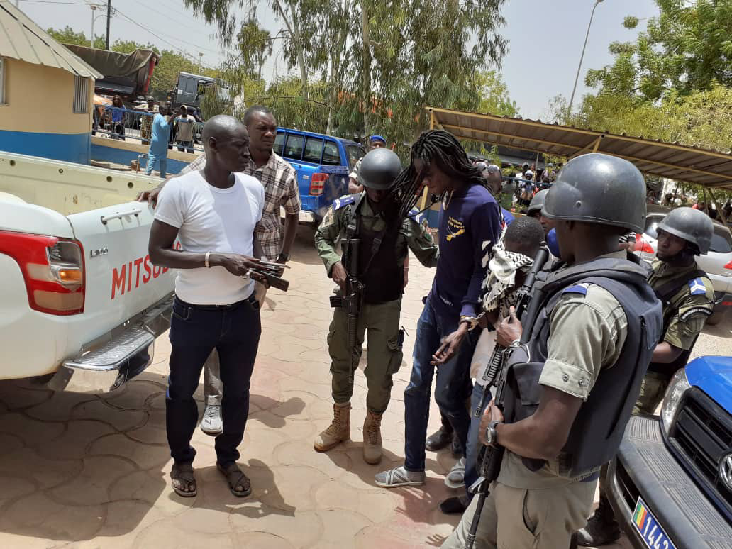 Commissariat central de Dakar : Abdou Faye s’est suicidé dans les toilettes avec un «ndiampé»