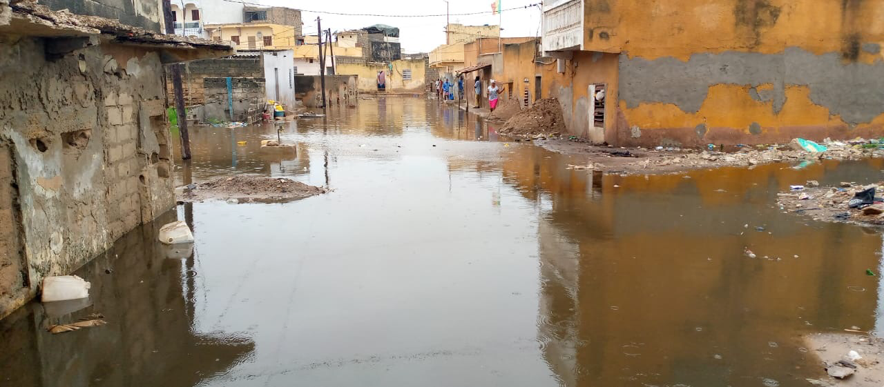 Inondations : à Dakar, la Banlieue sous les eaux après les fortes pluies du week-end