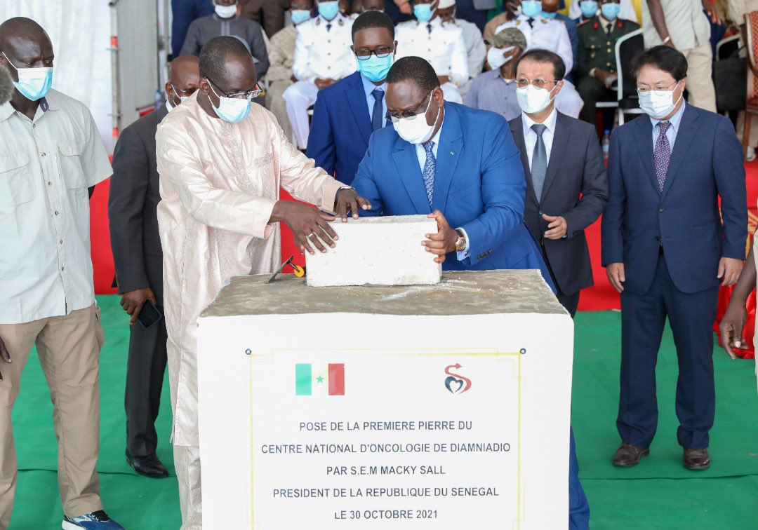 pose de la première pierre du Centre national d’oncologie par Macky Sall