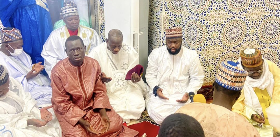 Grande mosquée de Médina Baye : Serigne Mboup et Rahma se "bousculent" pour...