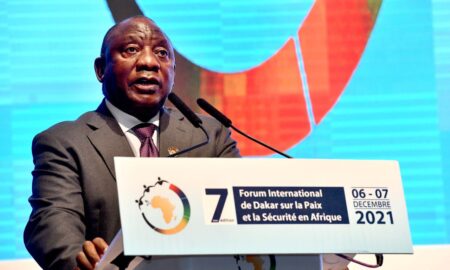 Le président de l'Afrique du Sud, Ciryl Ramaphosa prenant part Forum de Dakar sur la paix et la sécurité lundi 6 décembre 2021 à Dakar