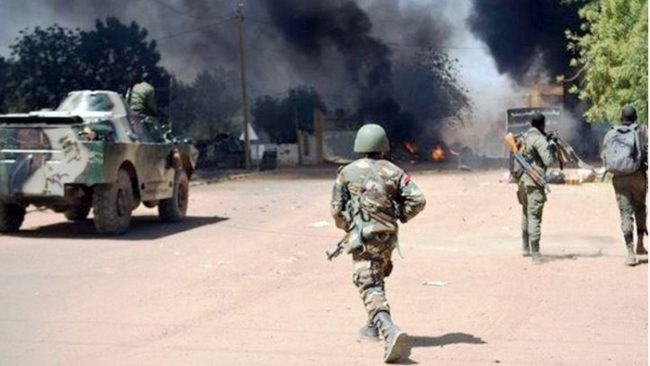 Mali : 30 civils tués dans l'attaque d'un bus à Mopti