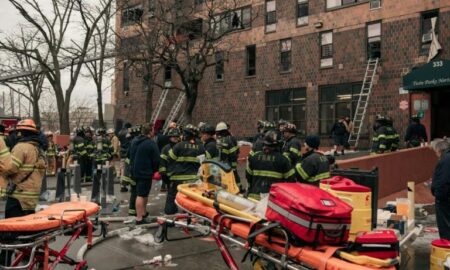 Etats-Unis : un incendie fait 19 morts dont 9 enfants à New York