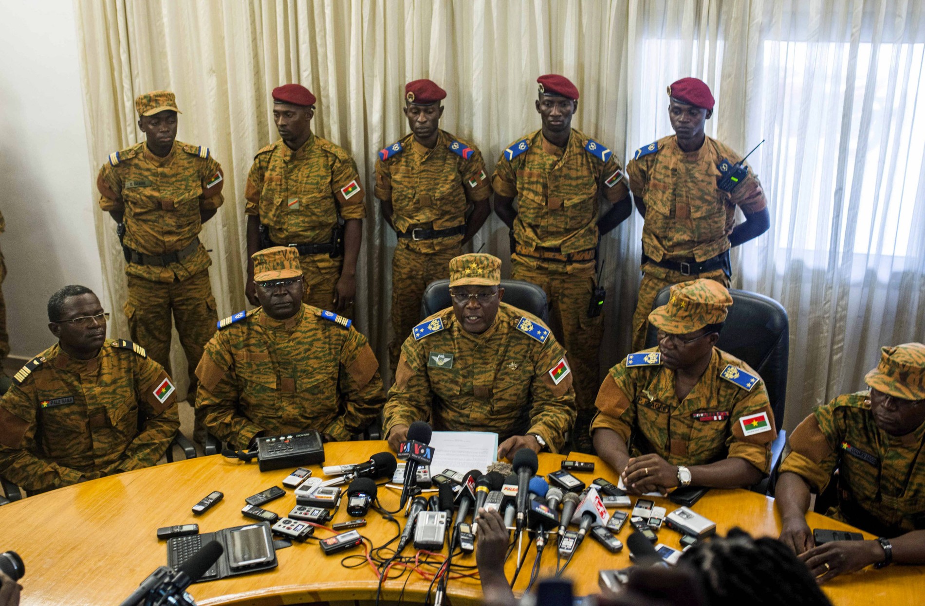 Burkina Faso : arrestation de 8 militaires accusés de préparer un coup d'Etat