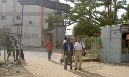 Lycée Blaise Diagne : un élève de sixième trainé à la police par une prof d'Eps