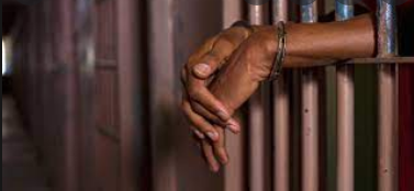 Louga : un homme envoyé en prison pour avoir volé des slips de fille