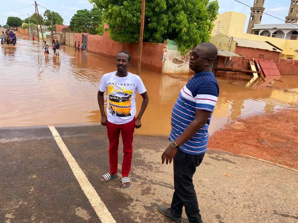 La commune de Ndoffane sous les eaux : le maire au chevet des sinistrés