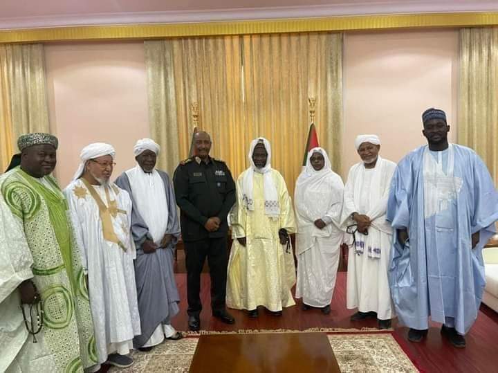 Diplomatie religieuse : le Khalife mondial de la Fayda Tijaaniya a réussi avec brio sa mission de paix au Soudan