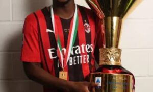 Serie A : Fodé Ballo-Touré sacré champion d’Italie avec l’AC Milan