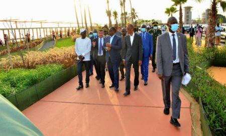 Macky Sall en visite sur le chantier d'aménagement de la Corniche Ouest de Dakar