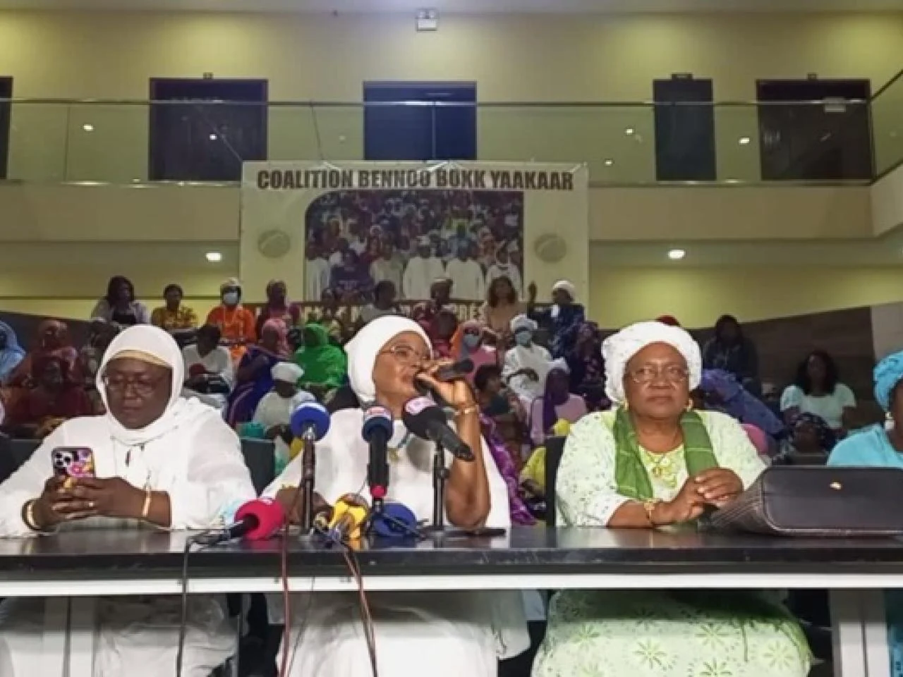 Sénégal : les femmes de Bby condamnent les propos des leaders de Yaw et exigent, sans condition, la tenue des élections législatives