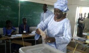 Législatives à Kaolack : Mimi Touré battue dans son propre bureau de vote