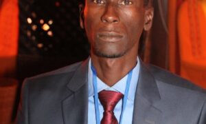 Election Législatives : Abdourahmane Sow invite les responsables politique à se calmer 