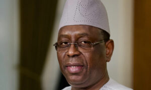 Macky-Sall pose avant un entretien Interview 0