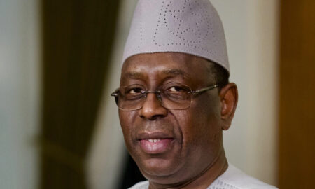 Macky-Sall pose avant un entretien Interview 0