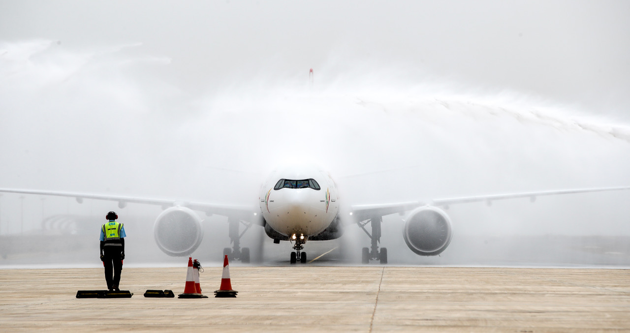 Réceptionné aujourd’hui, à l’Aéroport International Blaise Diagne, le premier Airbus A330neo de la compagnie nationale Air Sénégal. .jpg