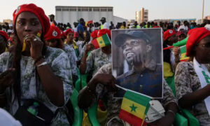 Militants Pastef Portrait Photo de Ousmane Sonko