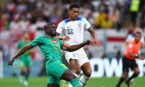 Kalidou KOULIBALY et Jude Bellingham, lors de la rencontre SÉNÉGAL Angleterre