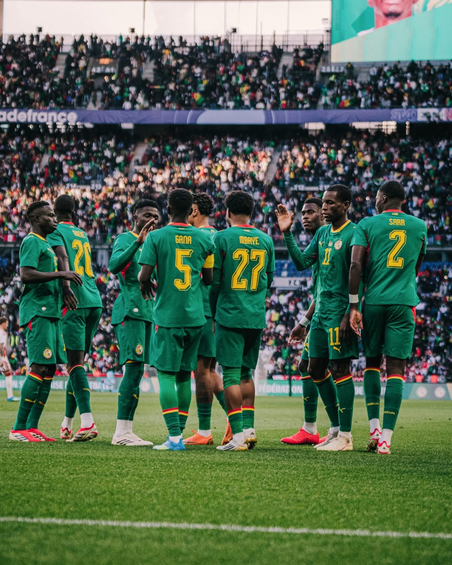 Reportage : au stade de France, le Sénégal célèbre son sacre comme un acte de foi