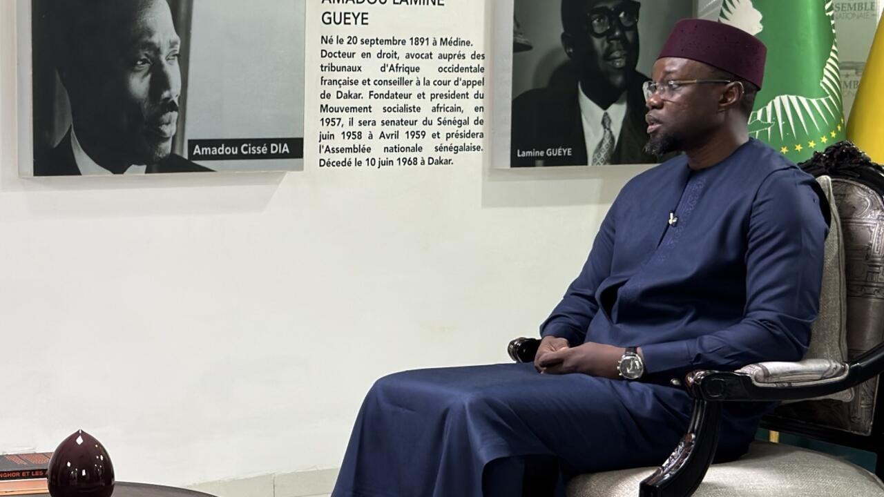 Le président de l'Assemblée nationale et ex-Premier ministre sénégalais Ousmane Sonko, dans les locaux de l'Assemblée, à Dakar pour un entretien exclusif © RFI/France 24